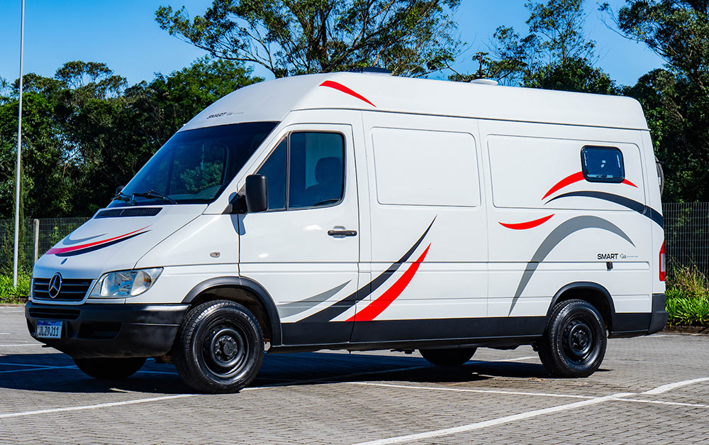 Motorhome da Santa Motorhome mostrando a qualidade para os viajantes.