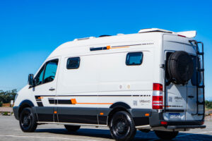 Imagem externa do motorhome Urbano da Santa Motorhome.